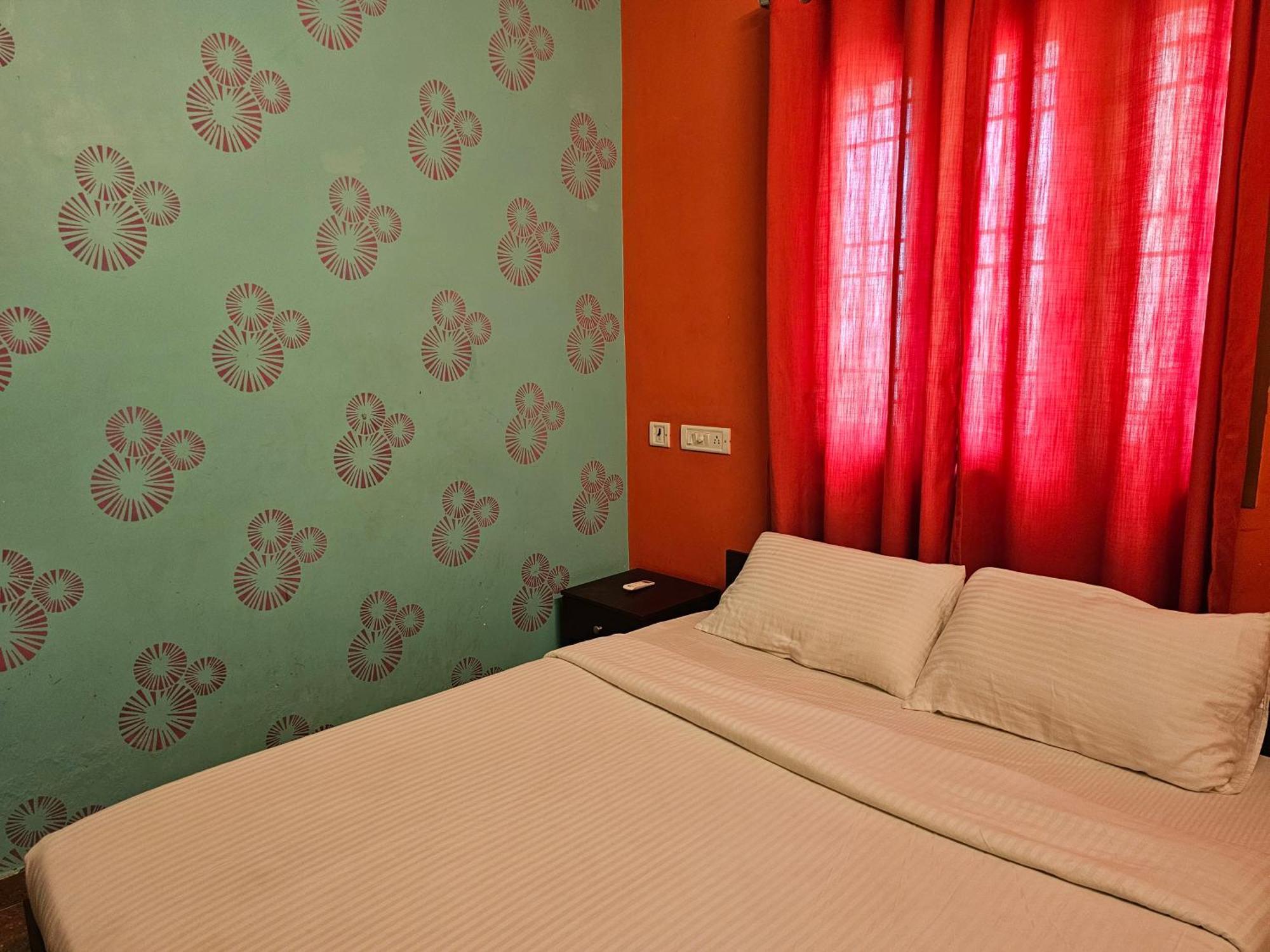 Shri Sai Balavany Residency Pondicherry Exterior photo