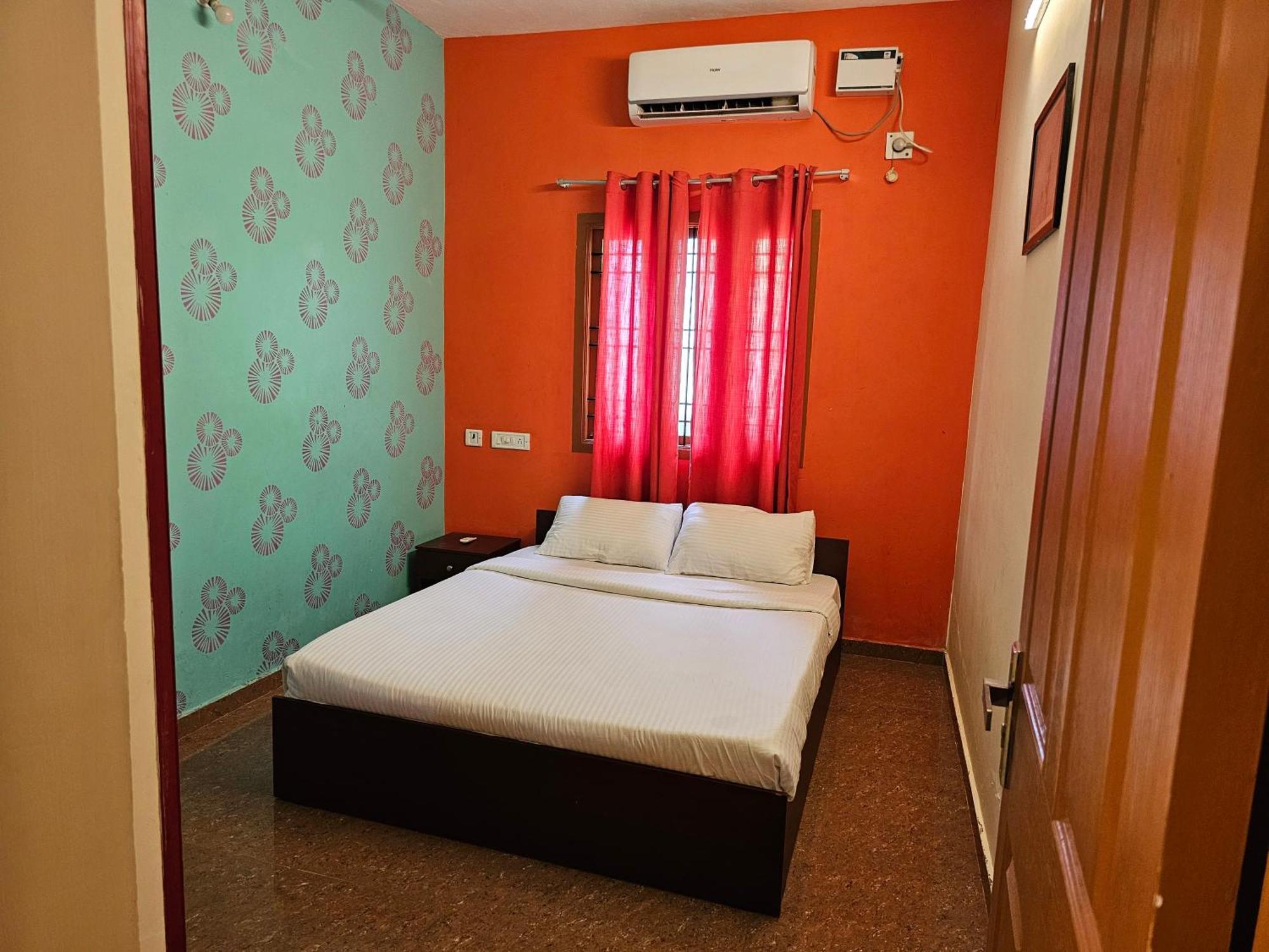 Shri Sai Balavany Residency Pondicherry Exterior photo