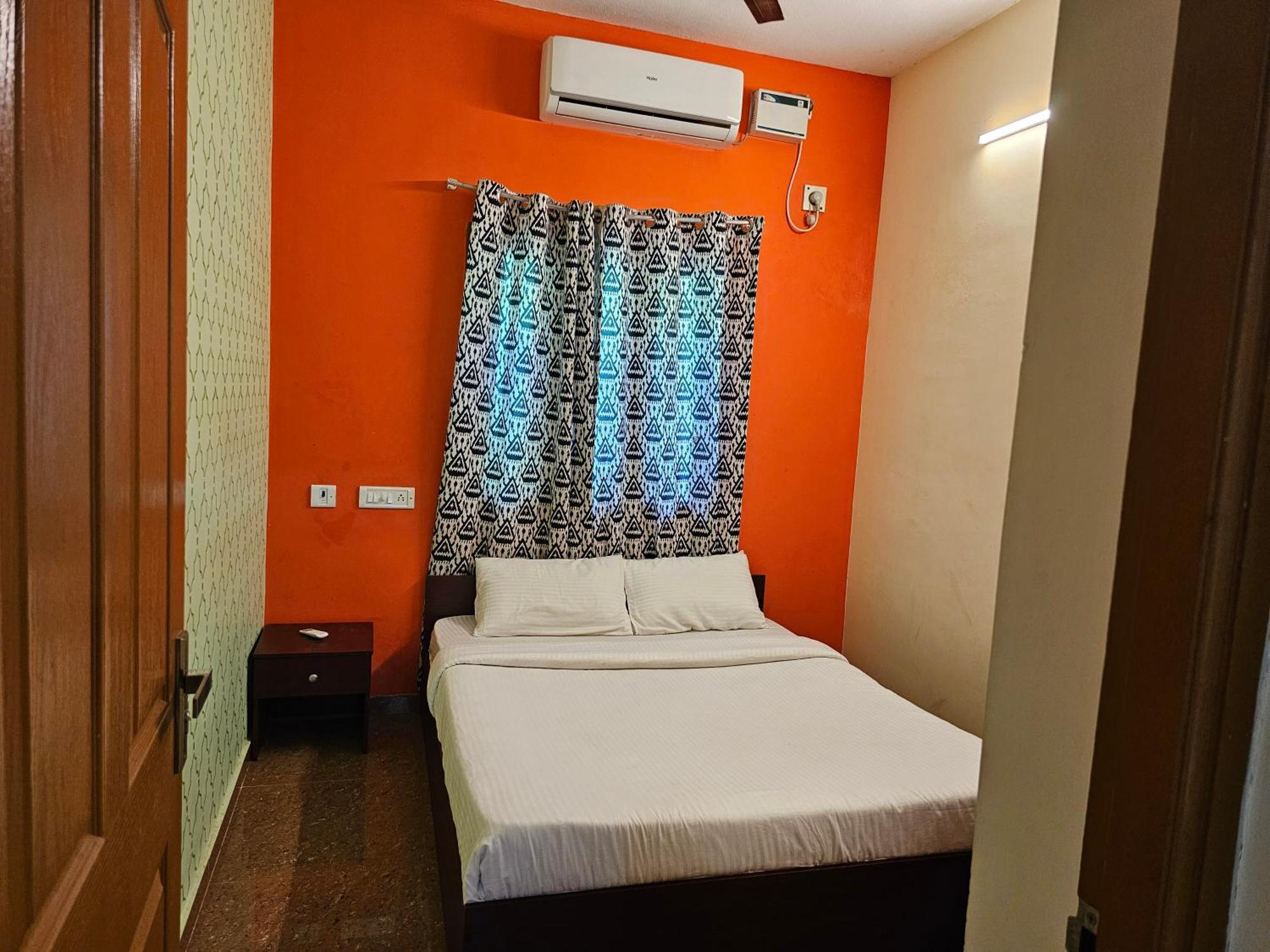 Shri Sai Balavany Residency Pondicherry Exterior photo