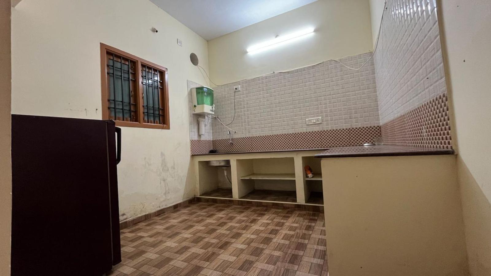 Shri Sai Balavany Residency Pondicherry Exterior photo
